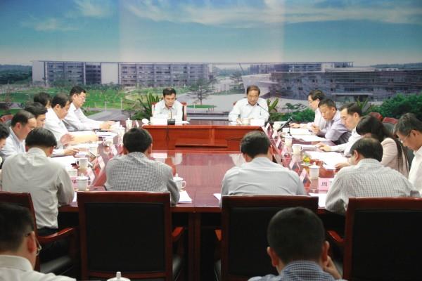 集團(tuán)召開2012年度董事會工作評價會